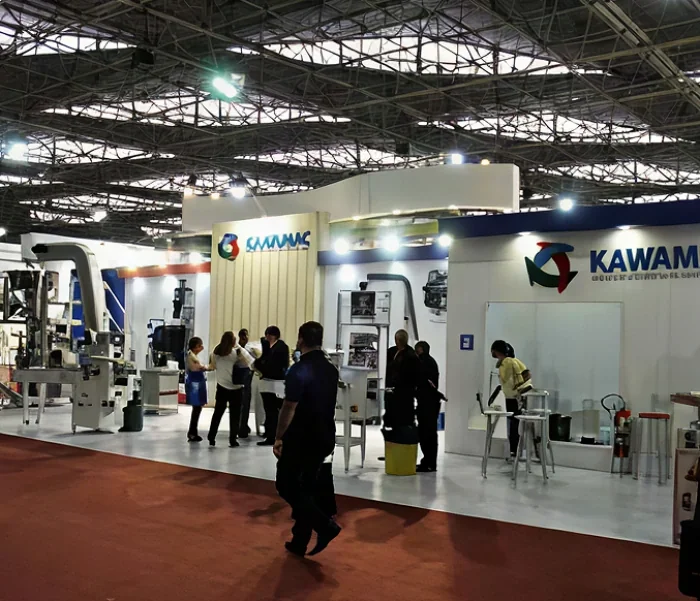 Equipe e estrutura industrial Kawamac